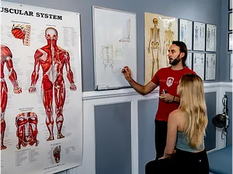 Baltimore-Physical-Therapist-signs-symptoms-scoliosis.jpg